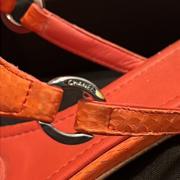 Authentic Chanel logo mules - Picture 14 of 16